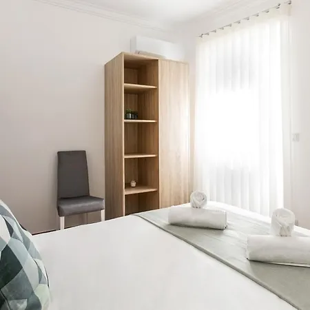 Wave Apartment